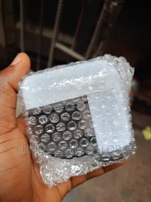 Automatic Lint Remover
Available in White