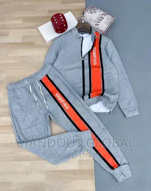 Top-Class Essential Up-and-Down Hoodie
