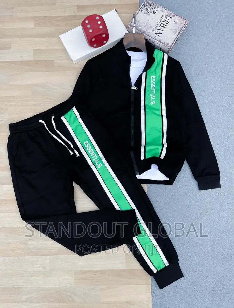 Top-Class Essential Up-and-Down Hoodie