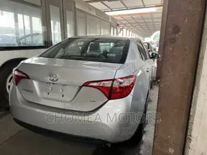 Toyota Corolla 2015 Silver