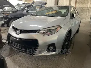Toyota Corolla 2015 Silver