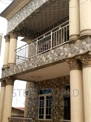 Royal Chamber Handrail