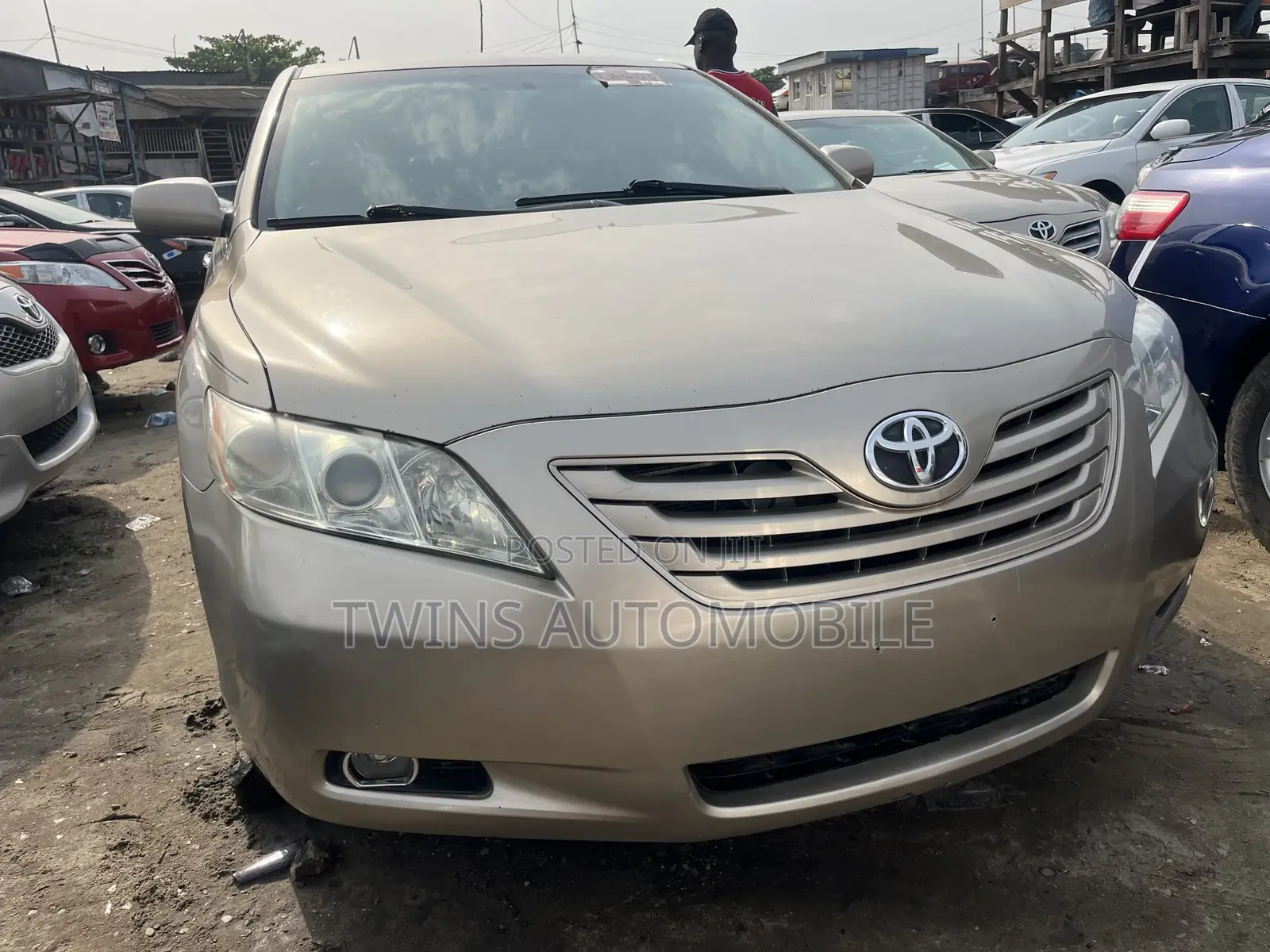 2009 Toyota Camry LE 4dr Sedan (2.4L 4cyl 5A)