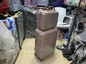 Small Size Unbreakable Rubber Hand Luggage With Carry on Kit