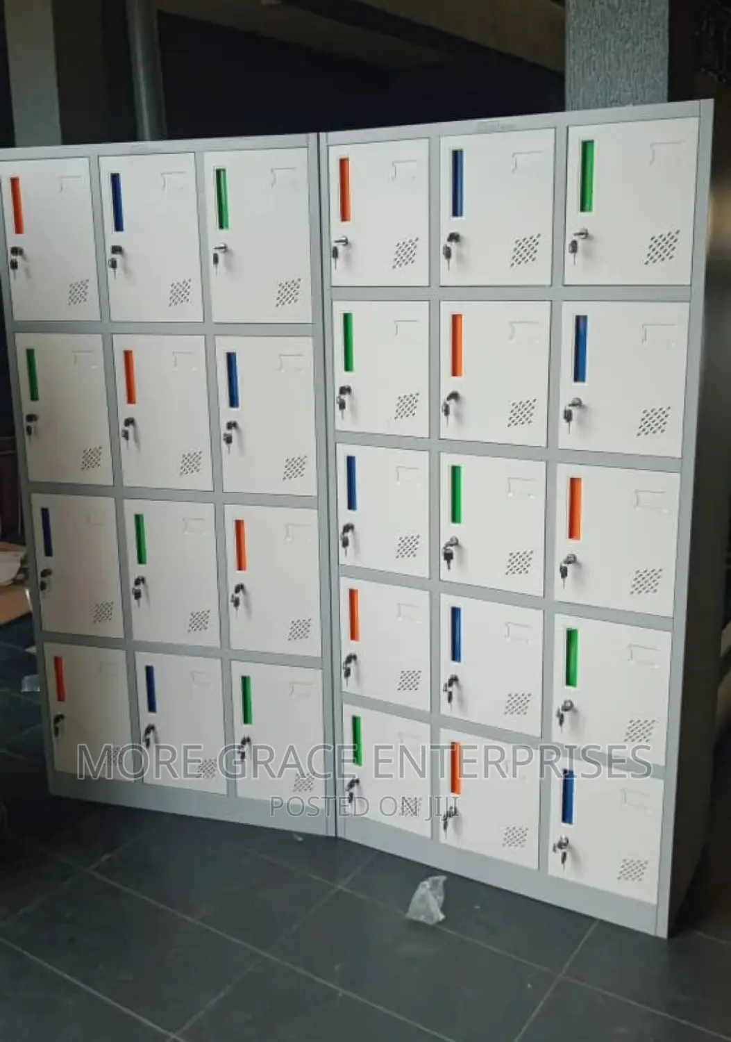 Workman Locker 15 Keys