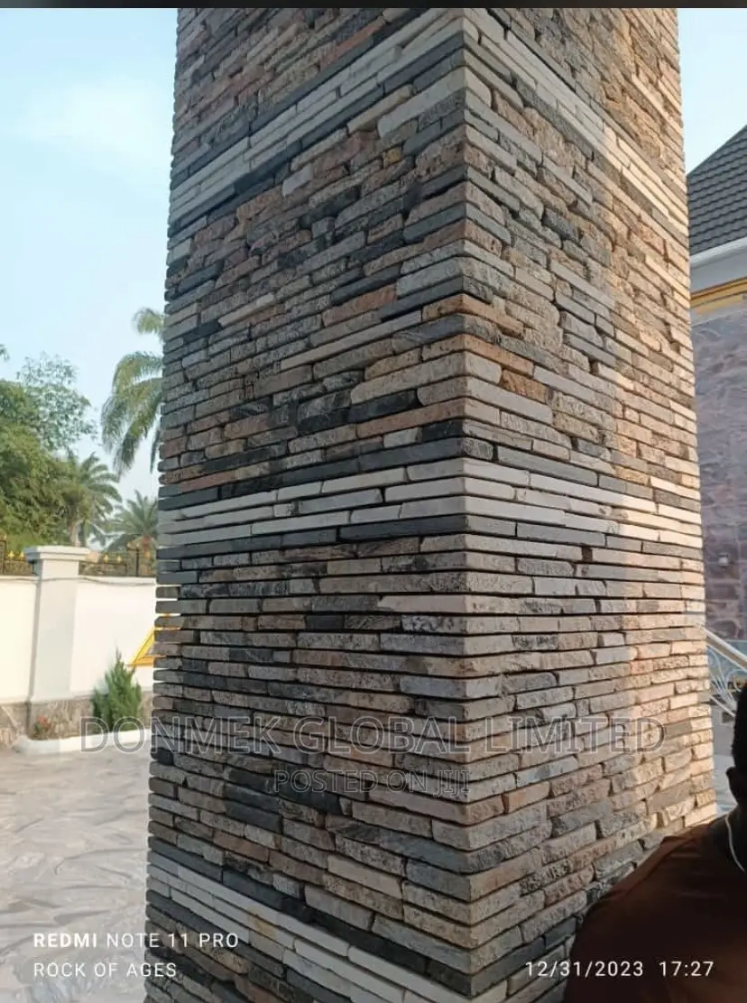 Bricks  Deco