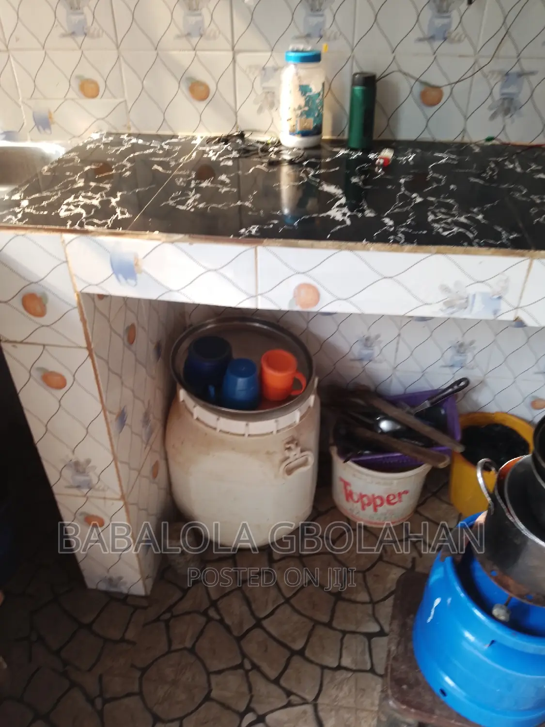 7bdrm Block of Flats in Alaafia Tayo, Ado-Odo/Ota for sale