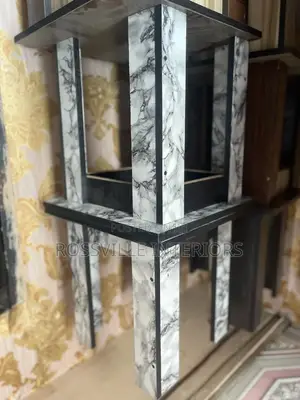 Highquality Tables / Stools