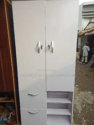 32" Wardrobe