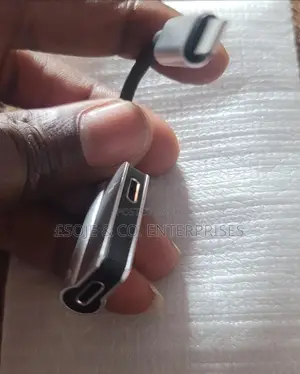 iPhone Lightening Extender (Charge/Audio)