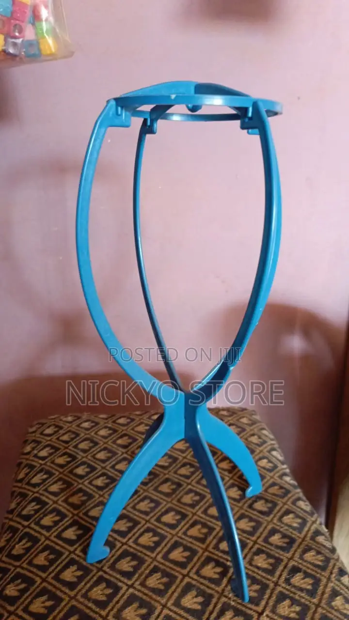 Portable Wig Head Stand