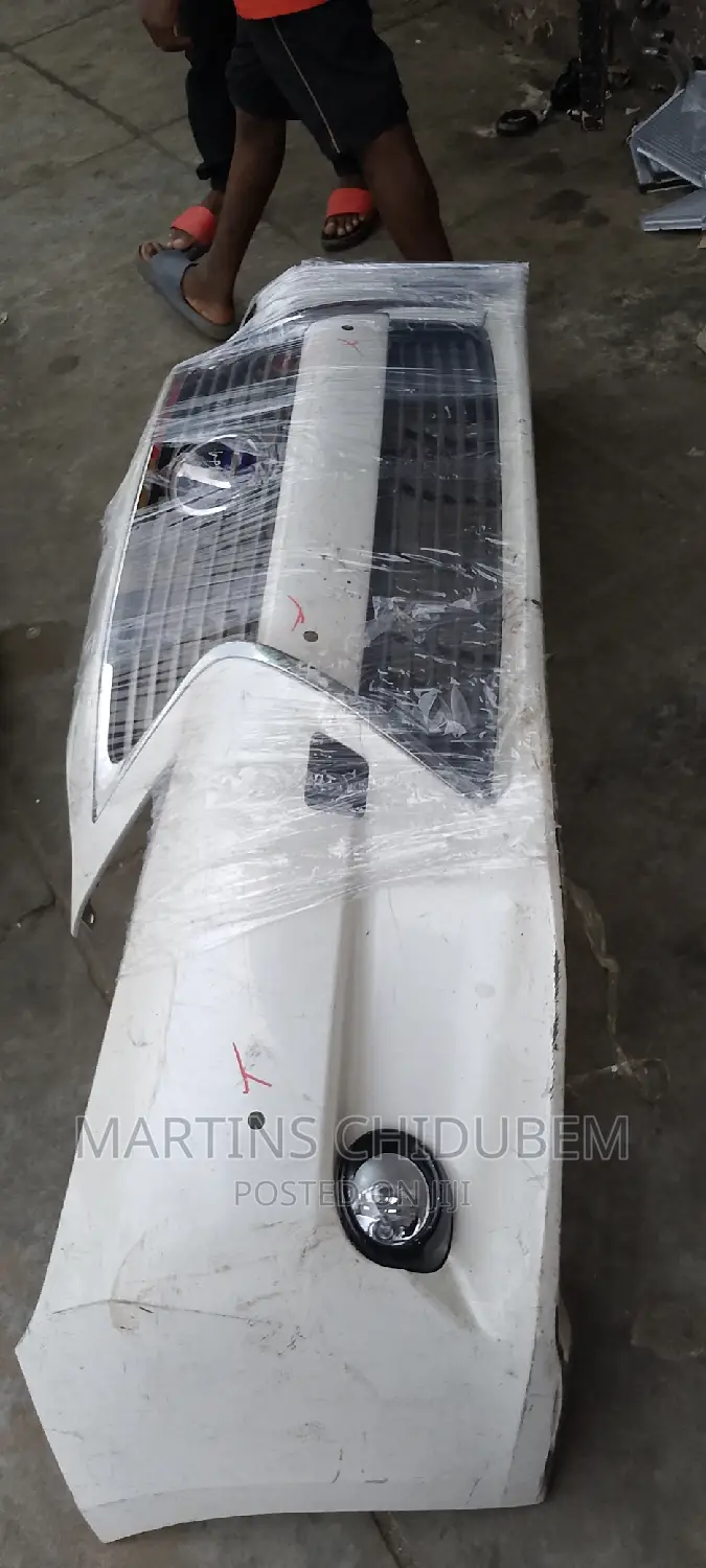 Complete Front Bumper Es350 2016