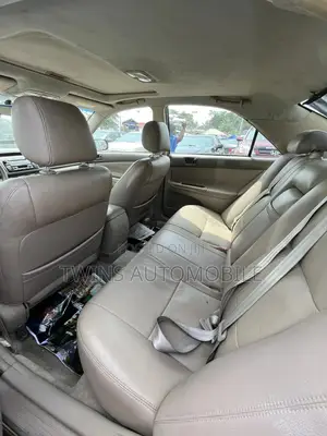 Toyota Camry 2006 Gray