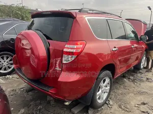 Toyota RAV4 2011 Red