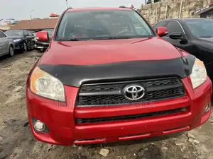 Toyota RAV4 2011 Red