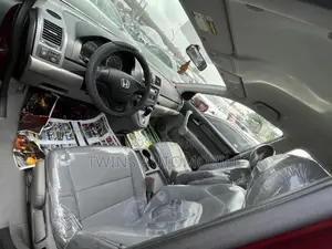 Honda CR-V 2008 Red