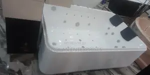 Double Jacuzzi for Master Toilet