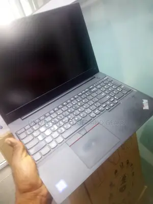 Laptop Lenovo ThinkPad E580 8GB Intel Core I5 HDD 1T