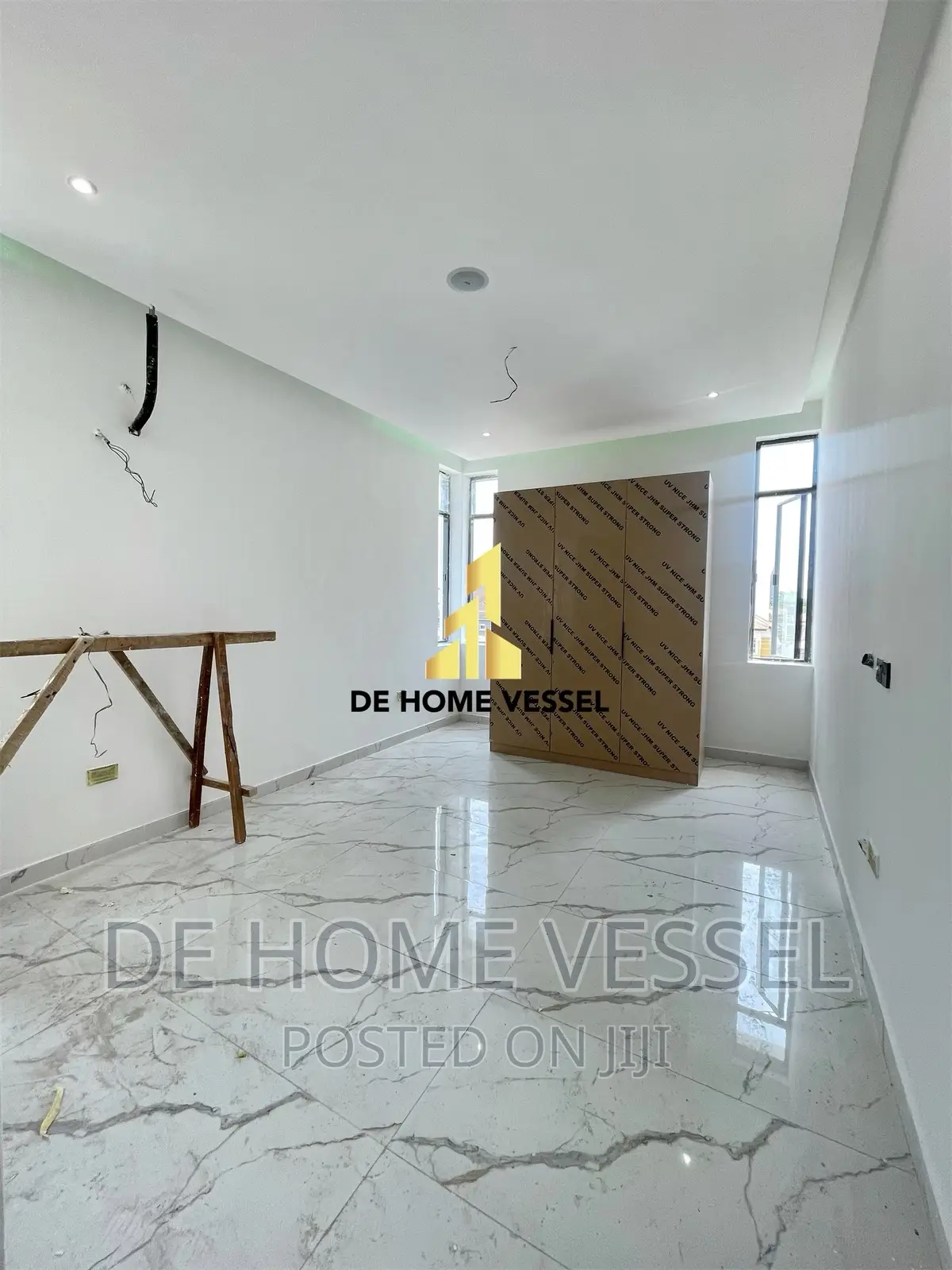 2bdrm Apartment in Lekki Phase 1 for sale