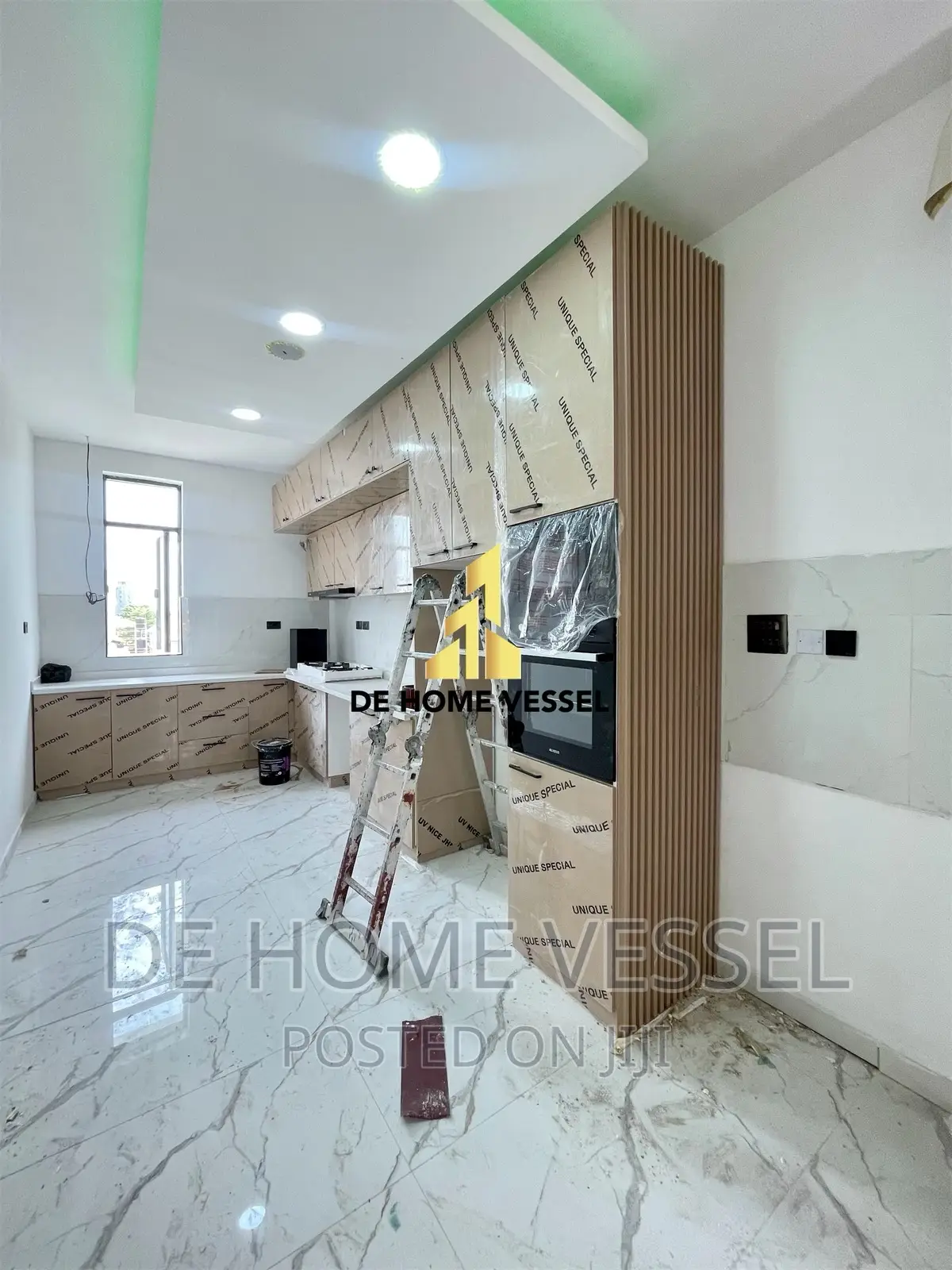 2bdrm Apartment in Lekki Phase 1 for sale