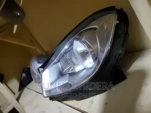 C300 2013 Head Lights Set Direct Tokubo Extra Clean