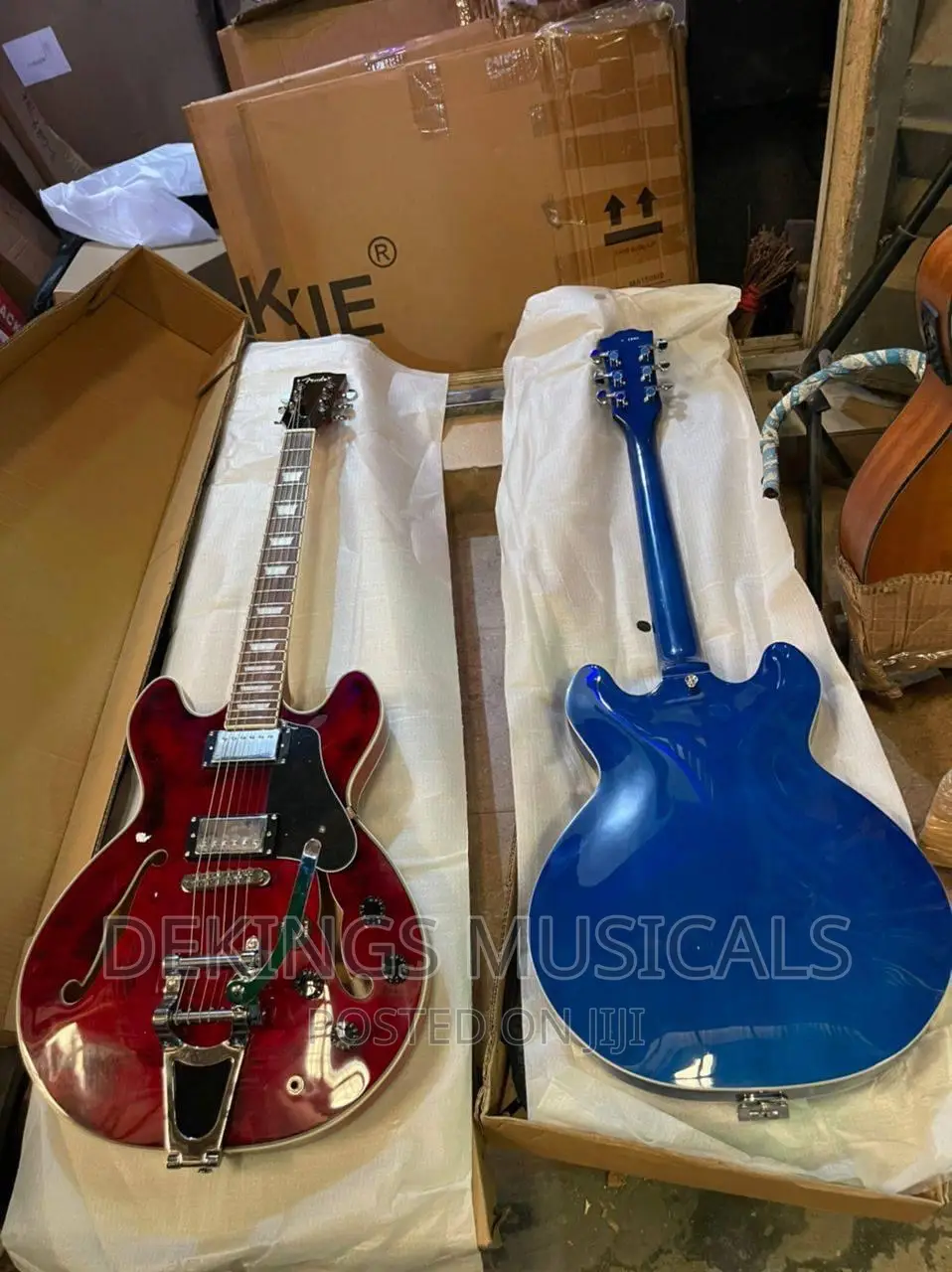 Fender Jazz Guitars Les Paul With Gear