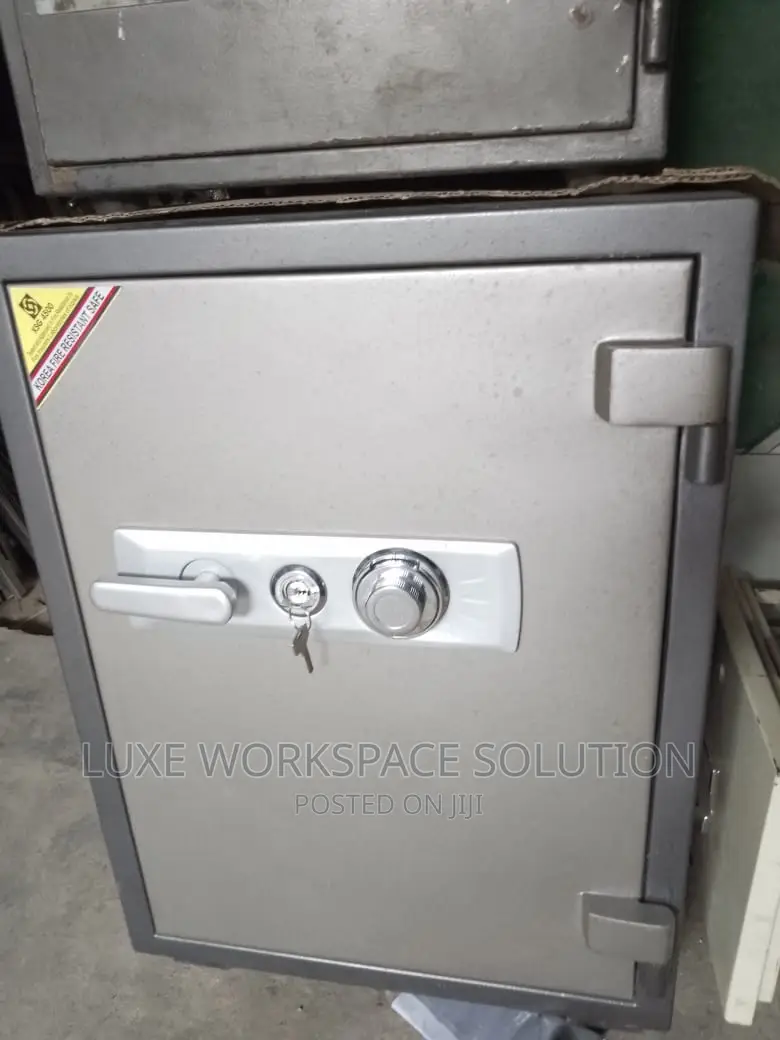 Medium Sized Fireproof/Bulletproof Safe