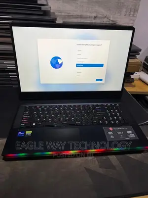 Photo - New Laptop MSI Raider GE76 12UGS 16GB Intel Core I7 SSD 1.5T
