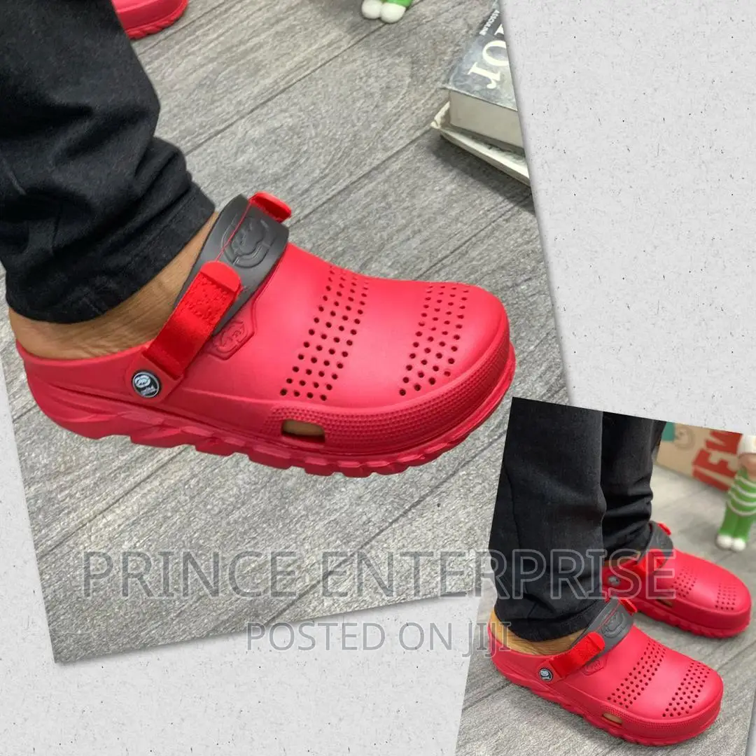 Croc’S Sanders Still Available