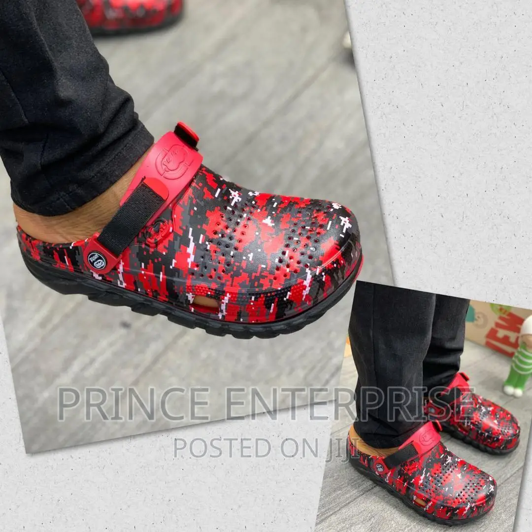 Croc’S Sanders Still Available