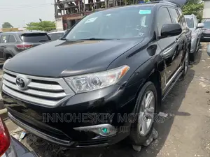 Toyota Highlander Limited 3.5l 4WD 2013 Black