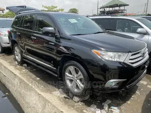 Toyota Highlander Limited 3.5l 4WD 2013 Black