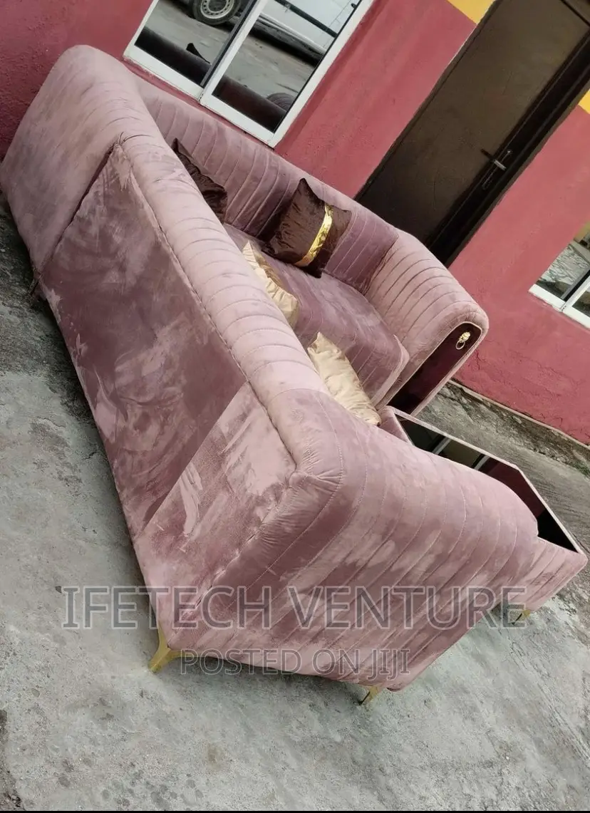 L Shape Sofas With Table