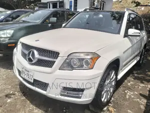 Mercedes-Benz GLK-Class 350 4MATIC 2012 White