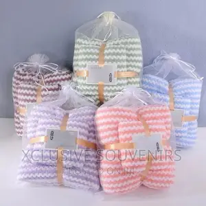 2 in 1 Towel With Mench Bag