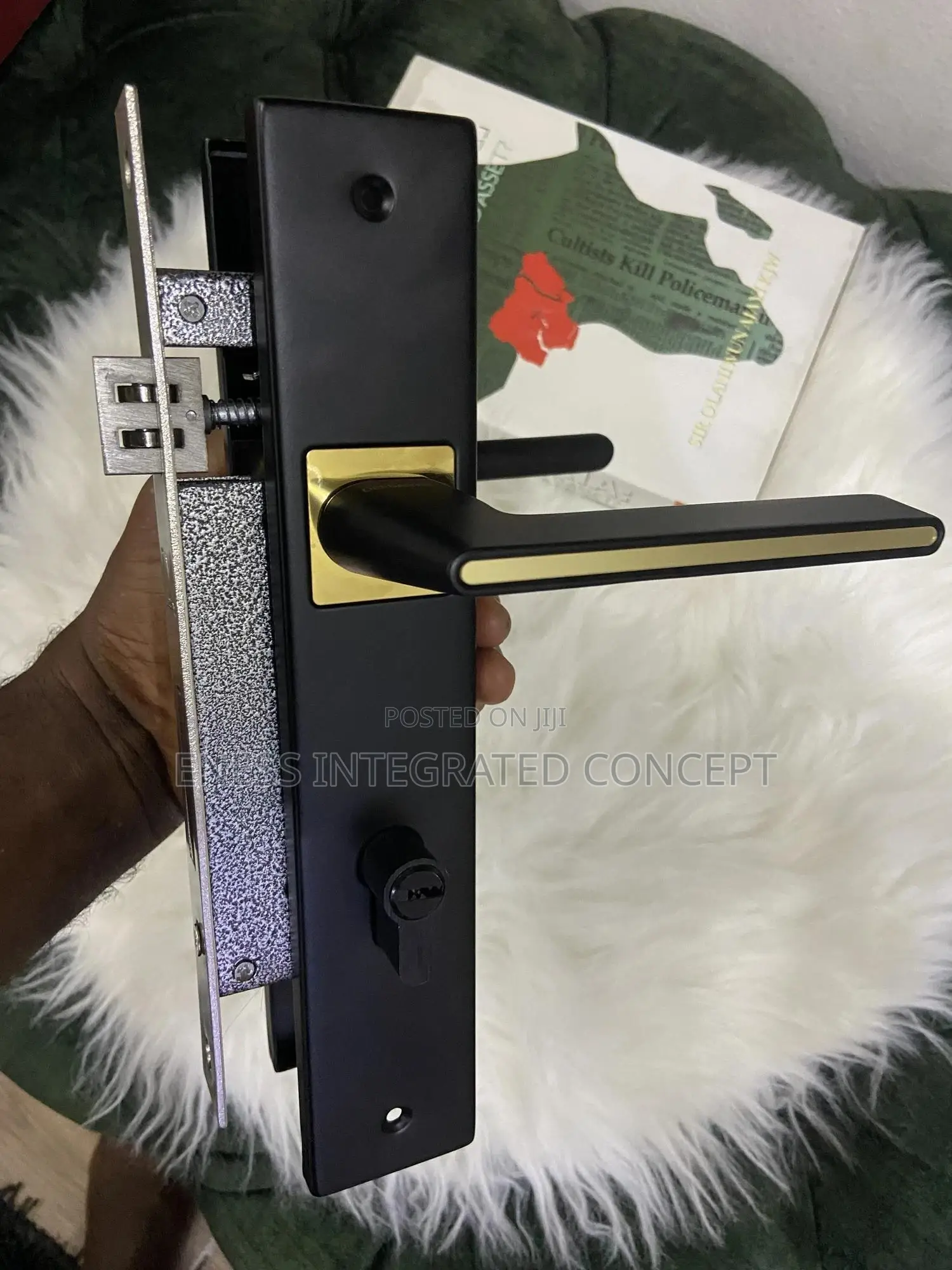 Simplified Black Coated Door Lock Set