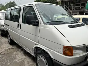 Volkswagen Transporter 2003 White