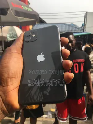 Apple iPhone 11 64 GB Black