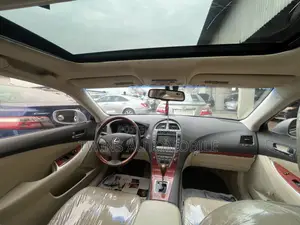 Lexus ES 350 2011 Blue