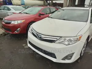 Toyota Camry 2014 White