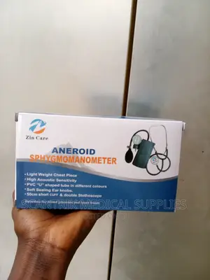 Aneroid Blood Pressure Monitor With Stethoscope