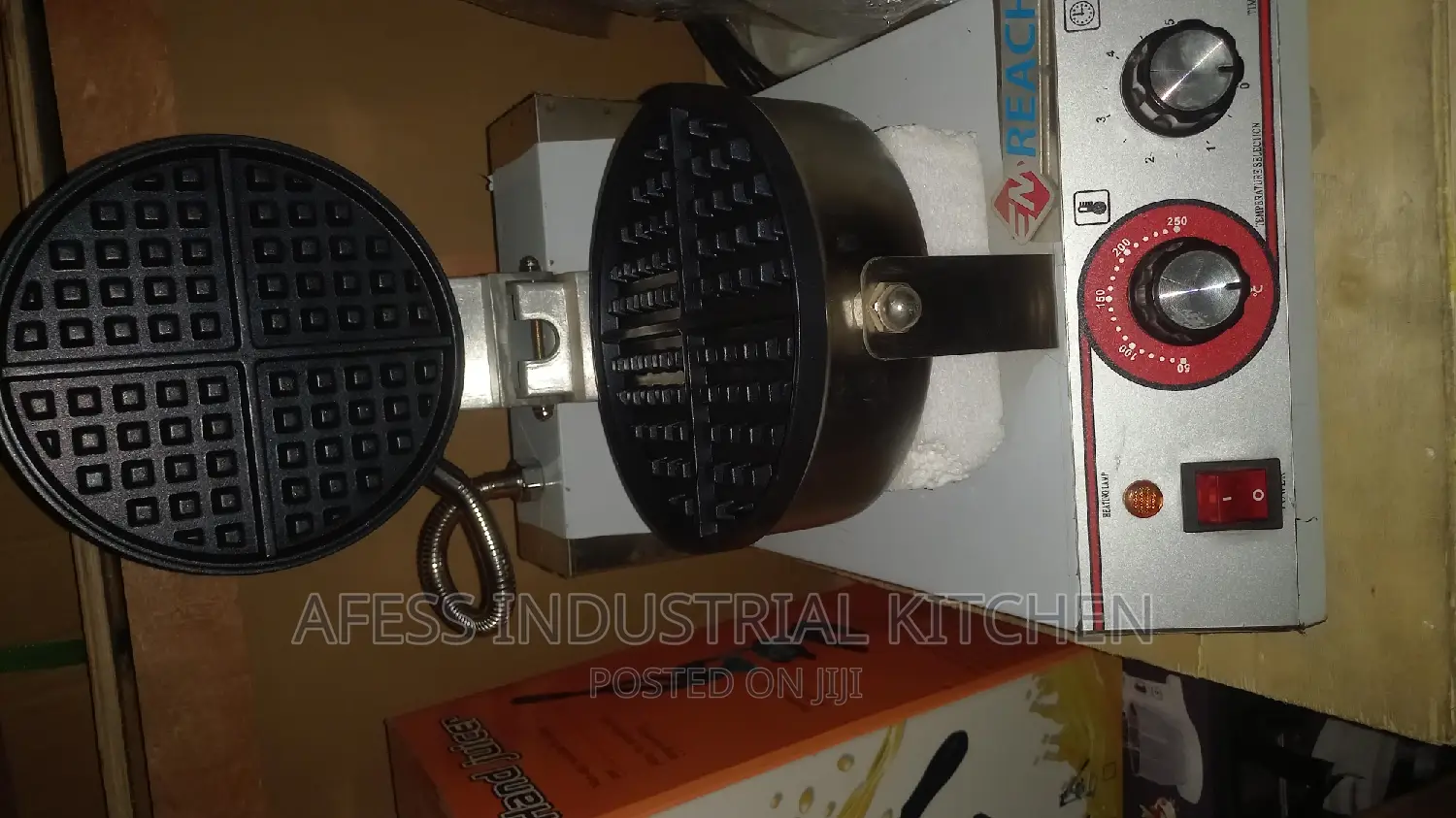 Single Waffle Baker