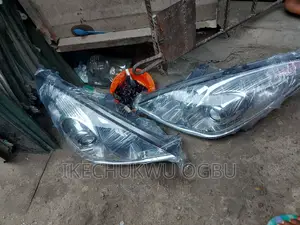 Headlamp Lexus ES 330 2005 Model