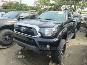 Toyota Tacoma 2014 Black