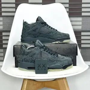 Original Quality Kaws X Air Jordan 4 Retro Luxury Sneakers