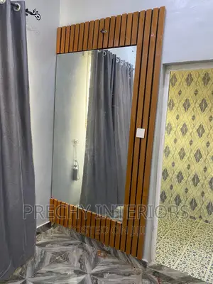 Mirror Console