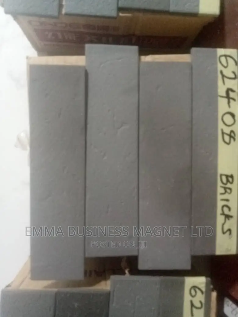 High-Quality Chinese Bricks 