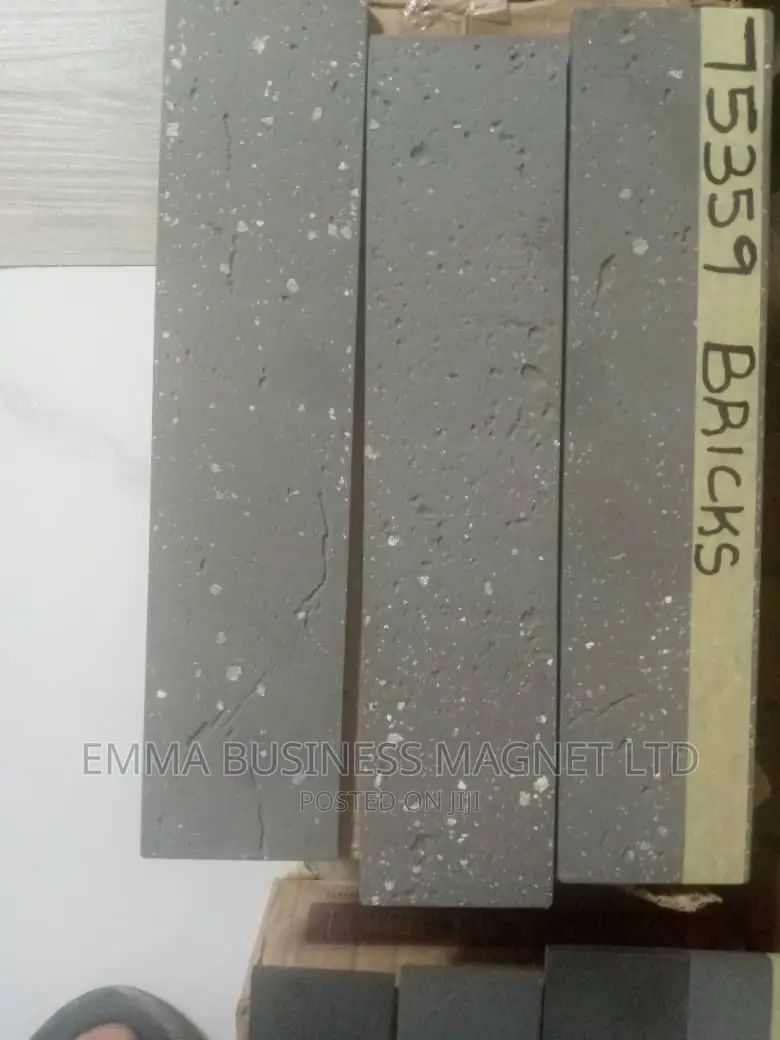 High-Quality Chinese Bricks 