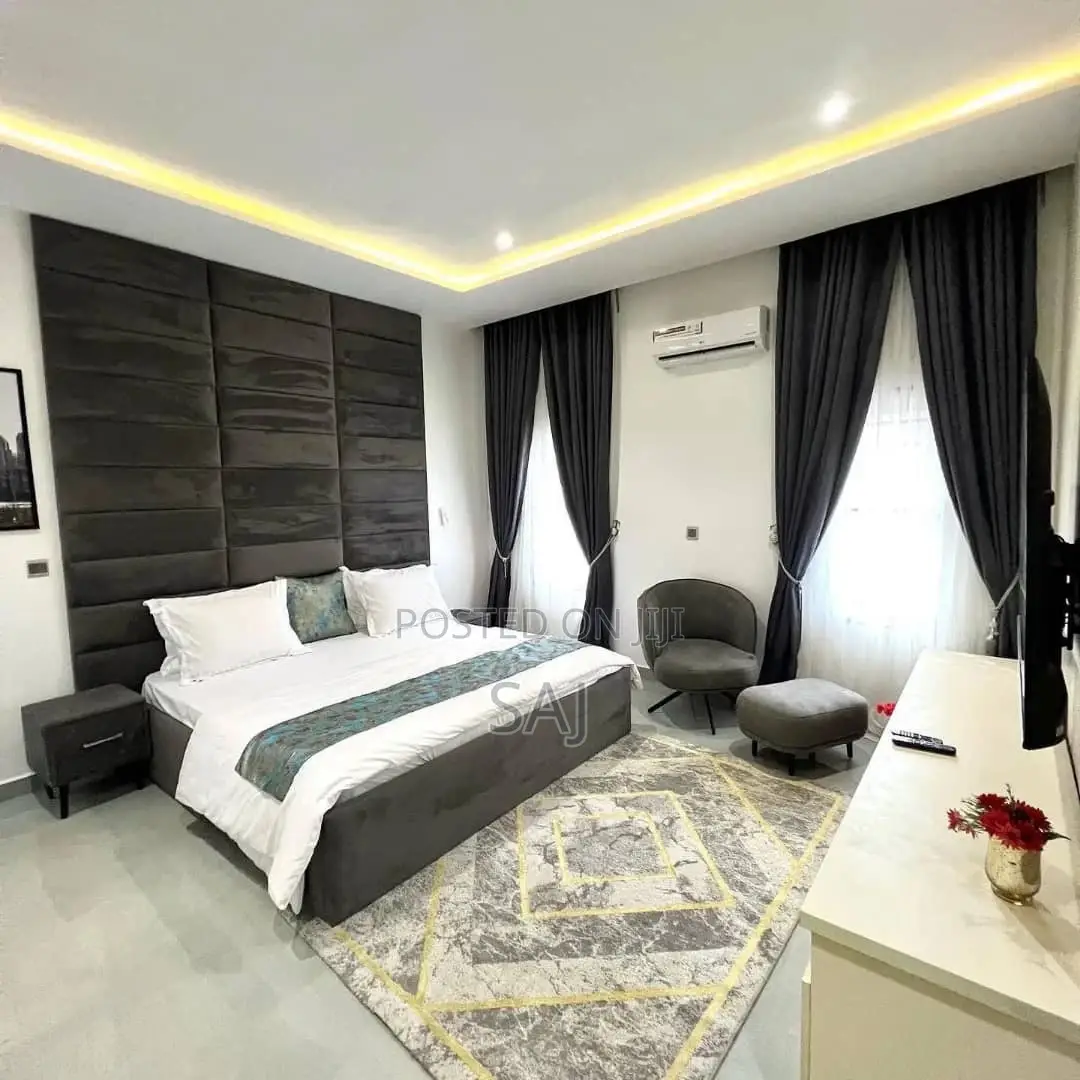 2 and 3 Bedroom Shortlets