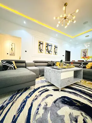 2 and 3 Bedroom Shortlets